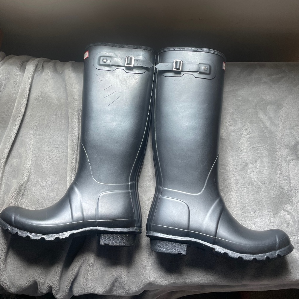 Gray Size 10 Original Tall Hunter Boots.
